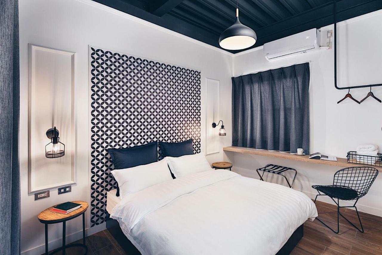 The Gatsby Apartment Тайнань Экстерьер фото